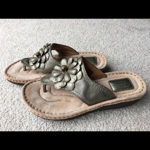 Clark’s thong, well made! Artisan size 7.5